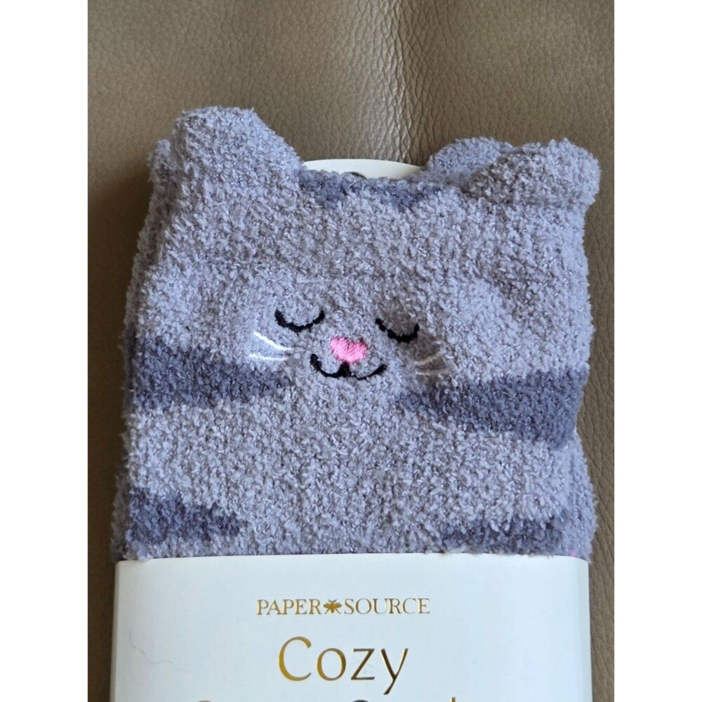 NWT Paper Source Women’s Gray Cozy Cat Crew Socks Fuzzy